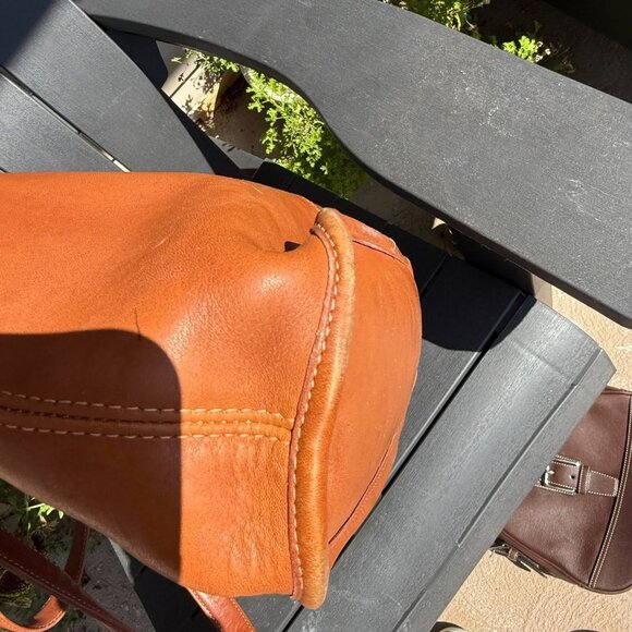 Vintage Coach Large Tote in British Tan - Picture 10 of 14